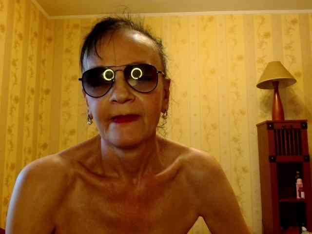 Valenttijm3851 webcam
