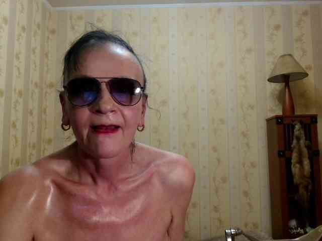 Valenttijm3851 webcam