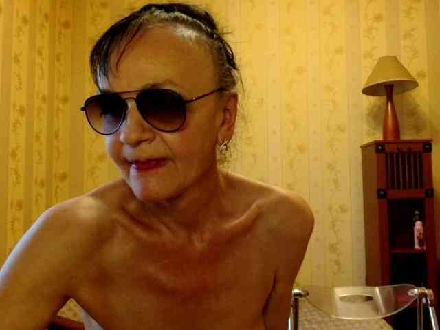 Valenttijm3851 webcam