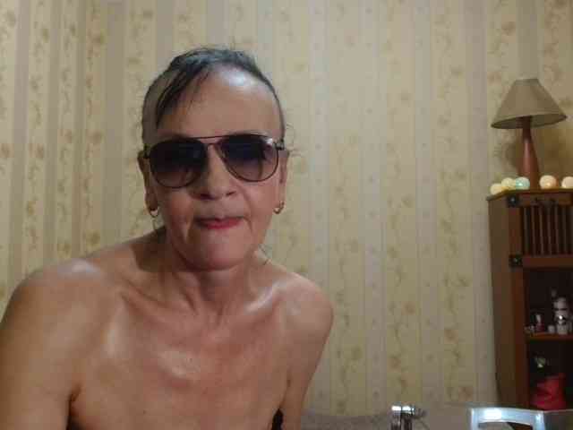 Valenttijm3851 webcam