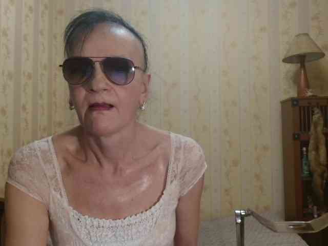 Valenttijm3851 webcam