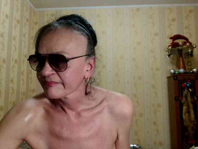 Valenttijm3851 webcam