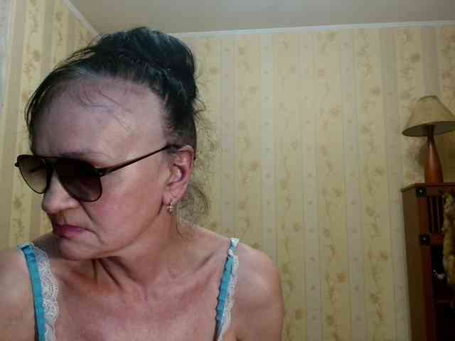 Valenttijm3851 webcam