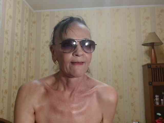 Valenttijm3851 webcam