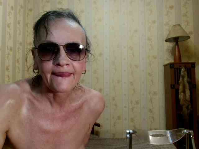 Valenttijm3851 webcam