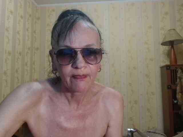 Valenttijm3851 webcam