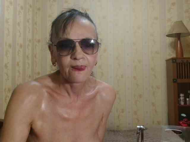 Valenttijm3851 webcam