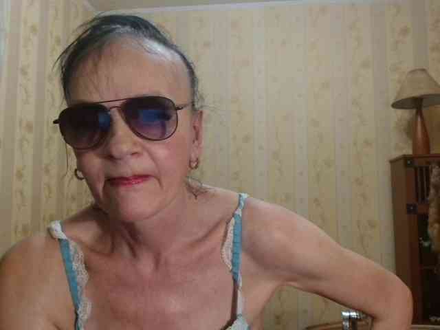 Valenttijm3851 webcam