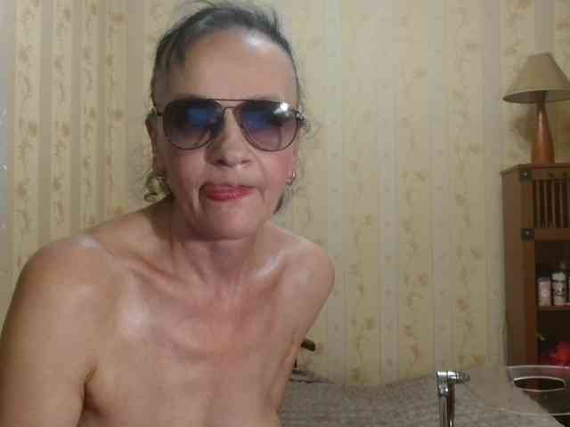 Valenttijm3851 webcam