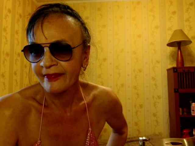 Valenttijm3851 webcam