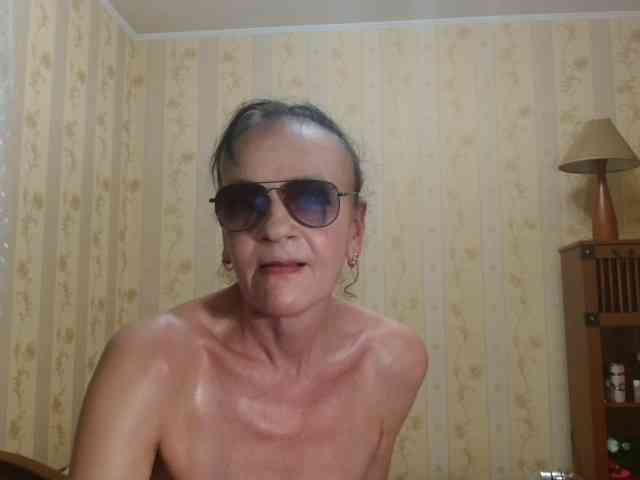 Valenttijm3851 webcam