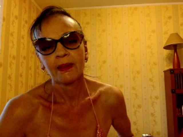 Valenttijm3851 webcam