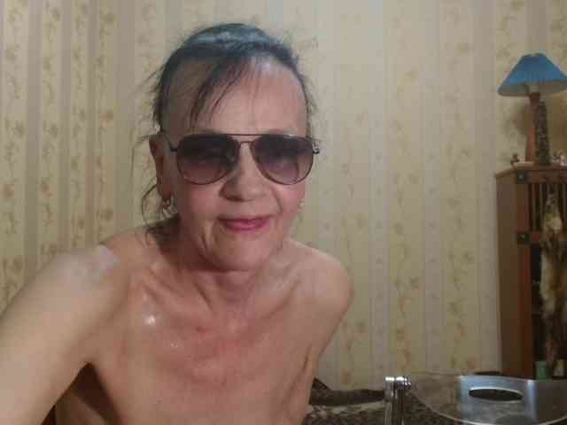 Valenttijm3851 webcam