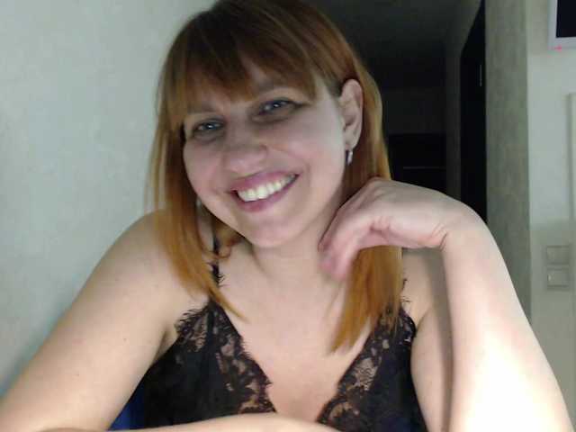 Karmella's BongaCams show and profile