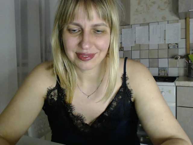 Karmella from BongaCams