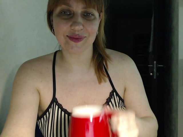 Karmella's BongaCams show and profile