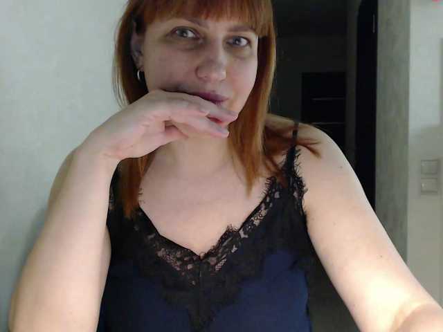 Karmella's BongaCams show and profile