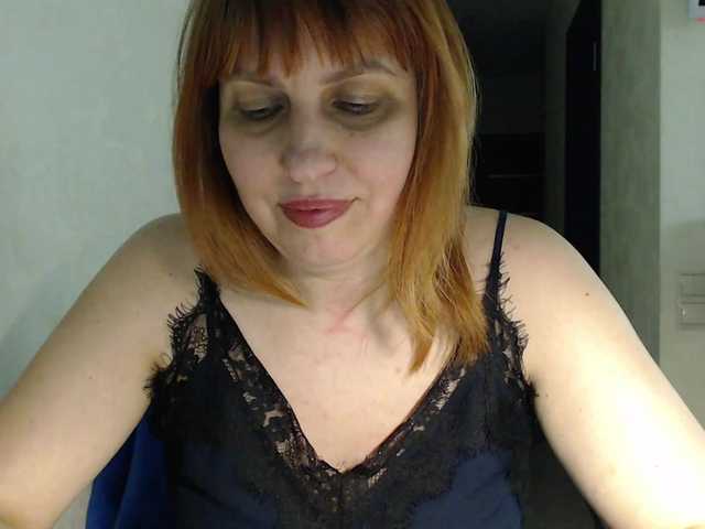 Karmella's BongaCams show and profile