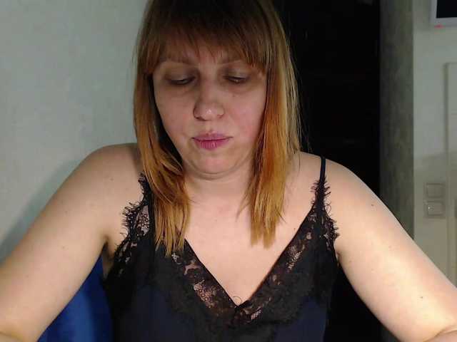 Karmella's BongaCams show and profile