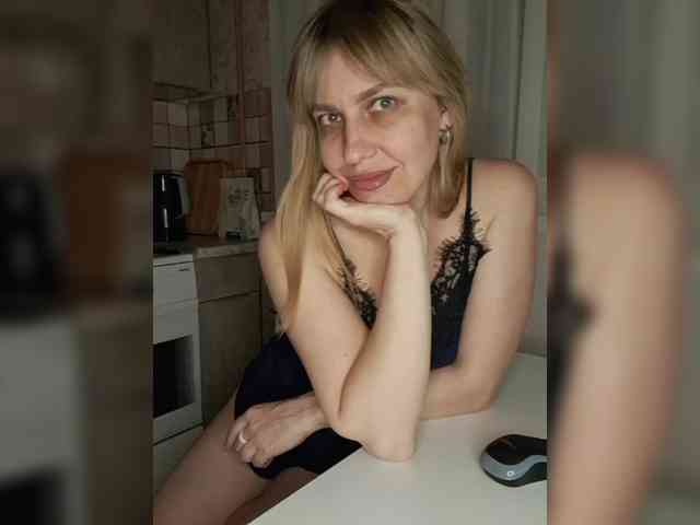 Karmella webcam