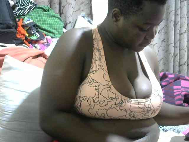Ebony-Mistress webcam