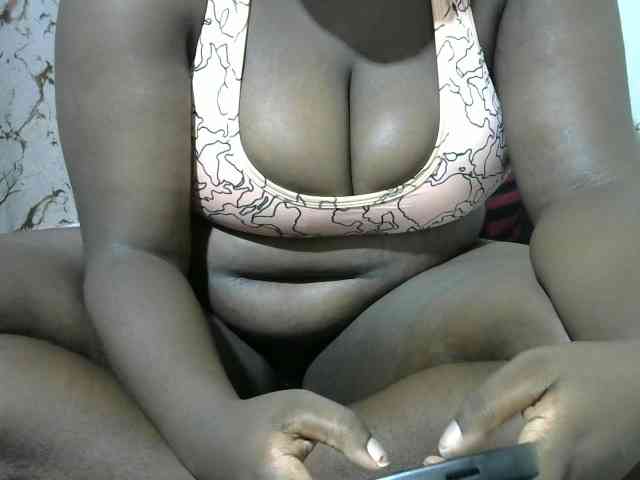 Ebony-Mistress webcam