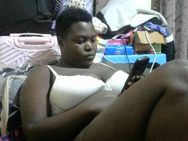 Ebony-Mistress webcam