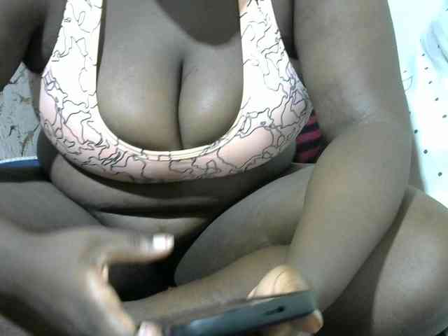 Ebony-Mistress webcam