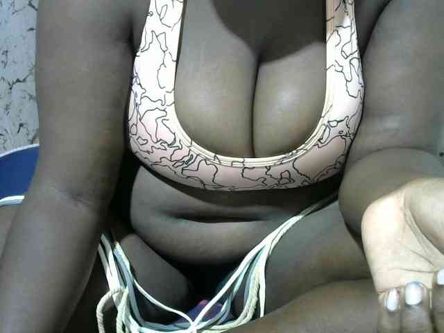 Ebony-Mistress webcam