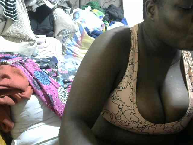 Ebony-Mistress webcam