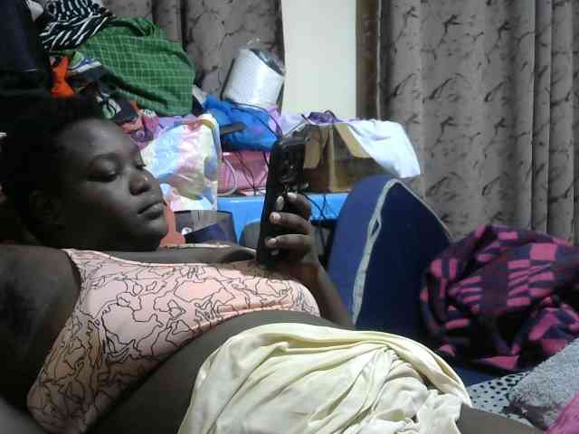 Ebony-Mistress webcam