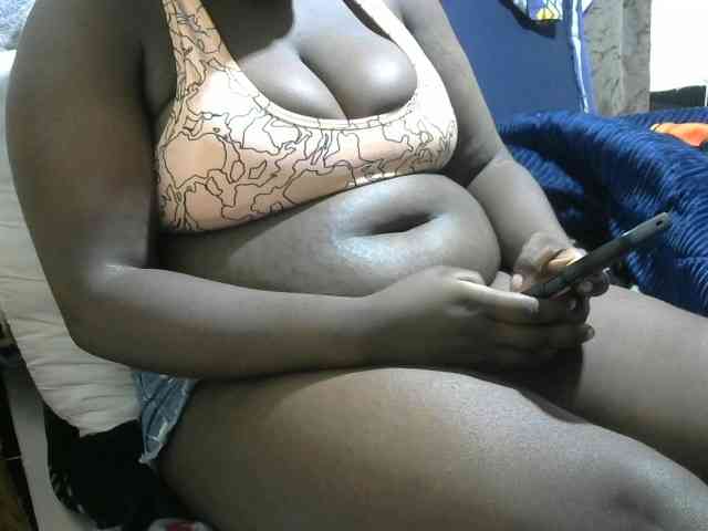 Ebony-Mistress webcam