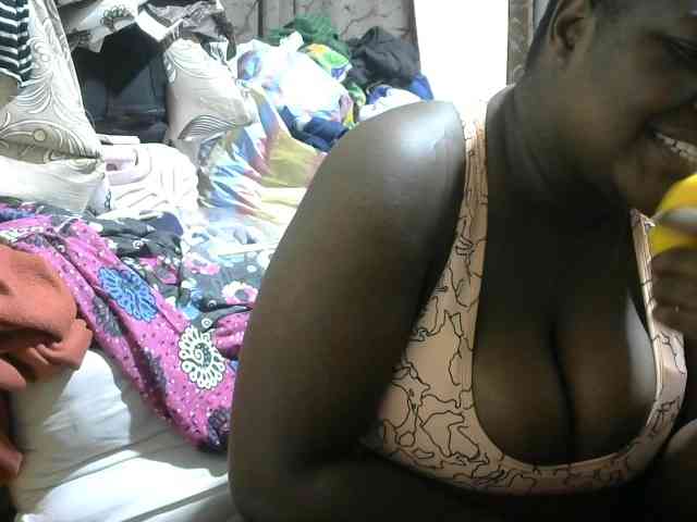 Ebony-Mistress webcam