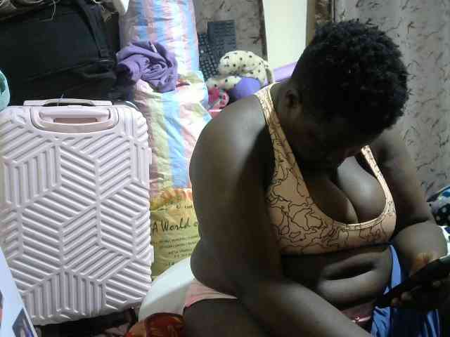 Ebony-Mistress webcam