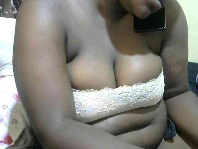 Ebony-Mistress webcam