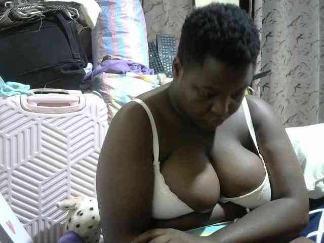 Ebony-Mistress webcam
