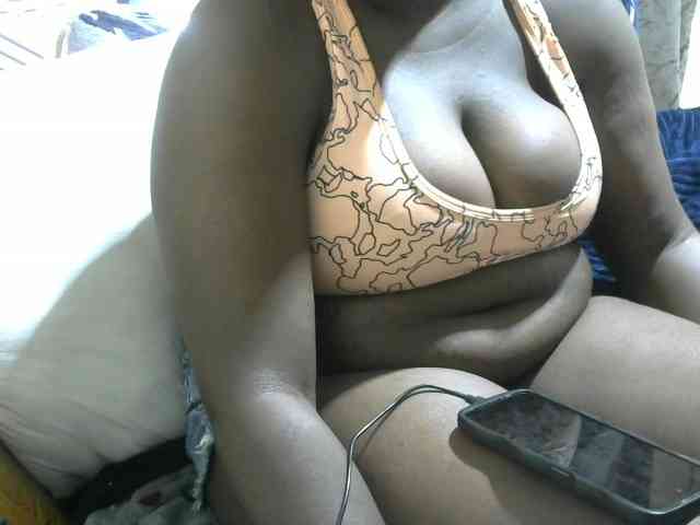 Ebony-Mistress webcam