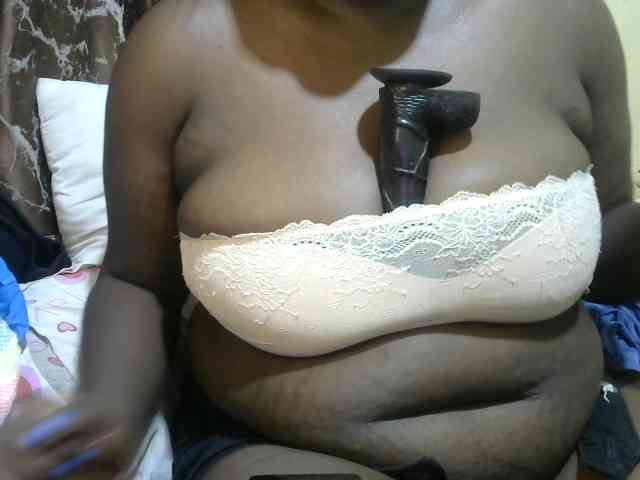 Ebony-Mistress webcam