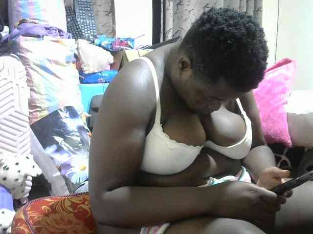Ebony-Mistress webcam