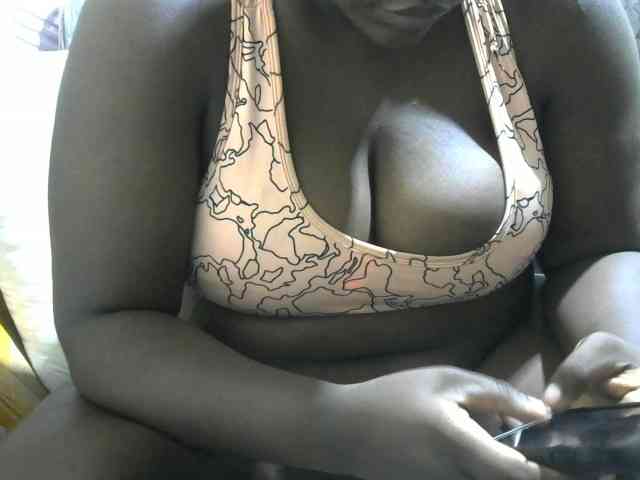 Ebony-Mistress webcam