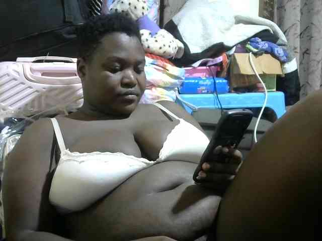 Ebony-Mistress webcam