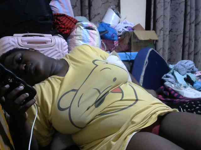 Ebony-Mistress webcam