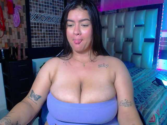 KrissSweetBoobs's BongaCams show and profile