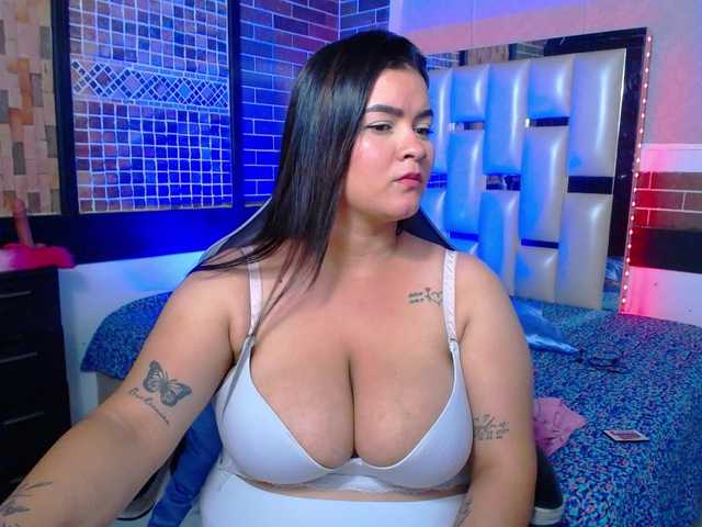 KrissSweetBoobs's BongaCams show and profile