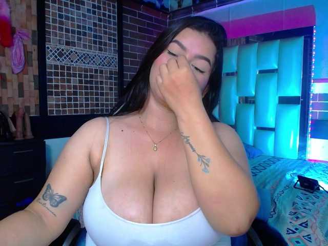 KrissSweetBoobs's BongaCams show and profile