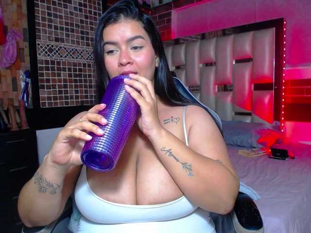 KrissSweetBoobs's BongaCams show and profile