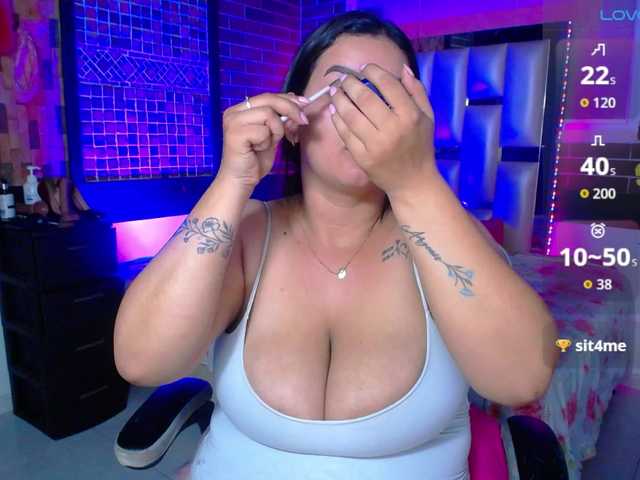 KrissSweetBoobs's BongaCams show and profile