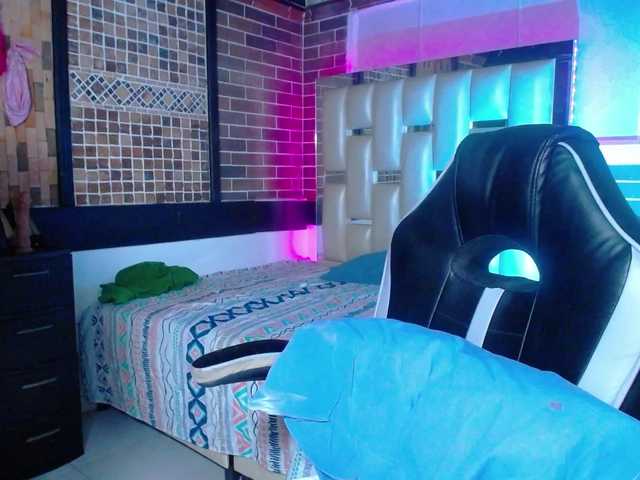 KrissSweetBoobs's BongaCams show and profile