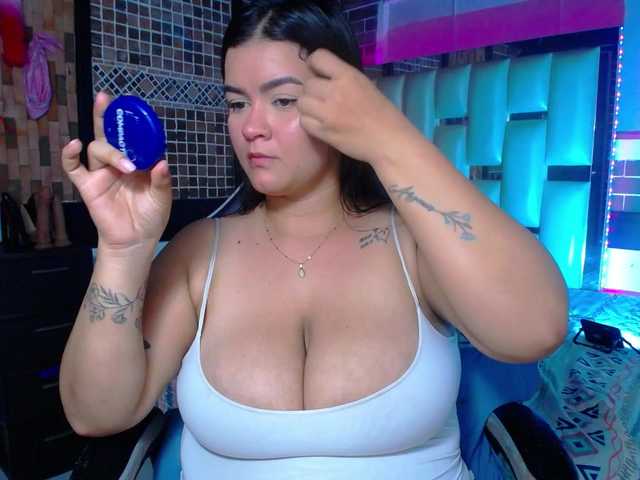 KrissSweetBoobs's BongaCams show and profile