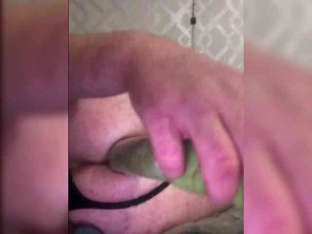 Alexmen17cm Live Webcam on BongaCams